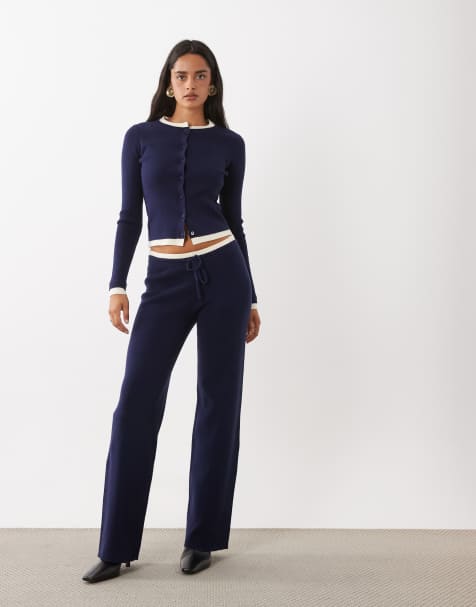 The Frolic – Exklusiv – Set aus Strickjacke und Relaxed-Fit-Hose mit Tunnelzug in Marineblau mit Kontrastbesatz - view 1
