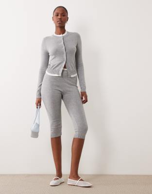 The Frolic - Exklusive, gestrickte Baumwoll-Caprihose in Grau mit Kontrastbesatz, Kombiteil