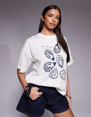 The Frolic - Exklusives Oversize-T-Shirt in Weiß mit Austern-Grafikprint