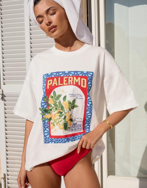 The Frolic – Exklusives Oversize-T-Shirt in Wollweiß mit „Palermo“-Schriftzug und Zitronen-Print auf der Brust - view 1