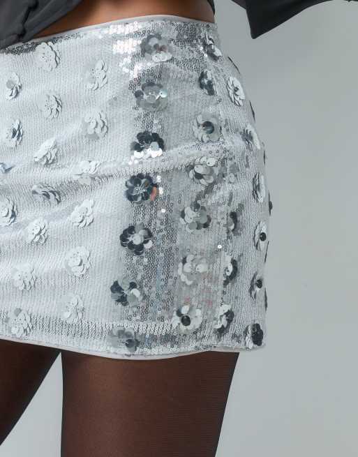 The Frolic flower sequin mini skirt in silver, 4 of 5
