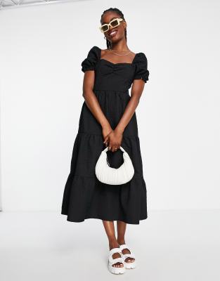 The Frolic - Gesmoktes Kleid im Milkmaid-Stil in strukturiertem Schwarz