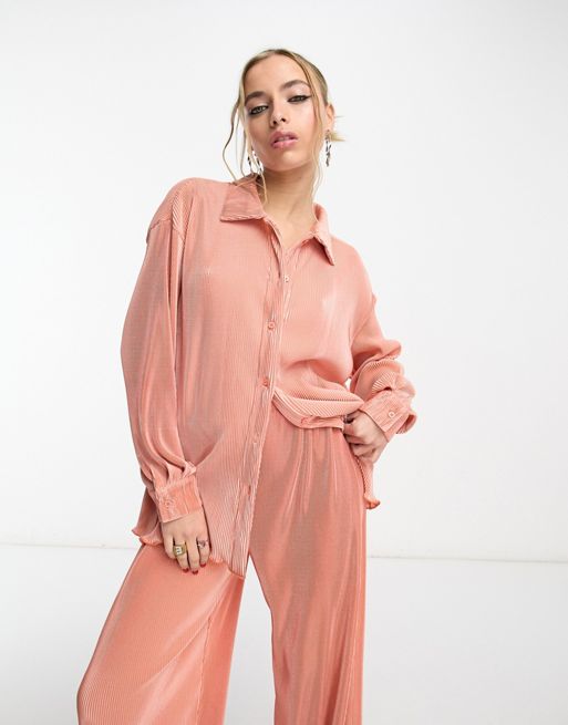 Women's Hot Pink Plisse Button Front Oversized Shirt - Size 2