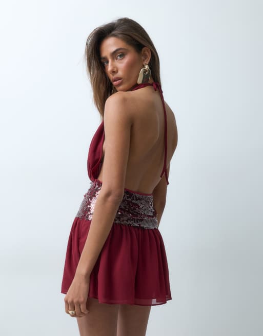 The Frolic robe courte en mousseline à col licou, ornée de sequins, à taille basse, bordeaux, 4 de 5