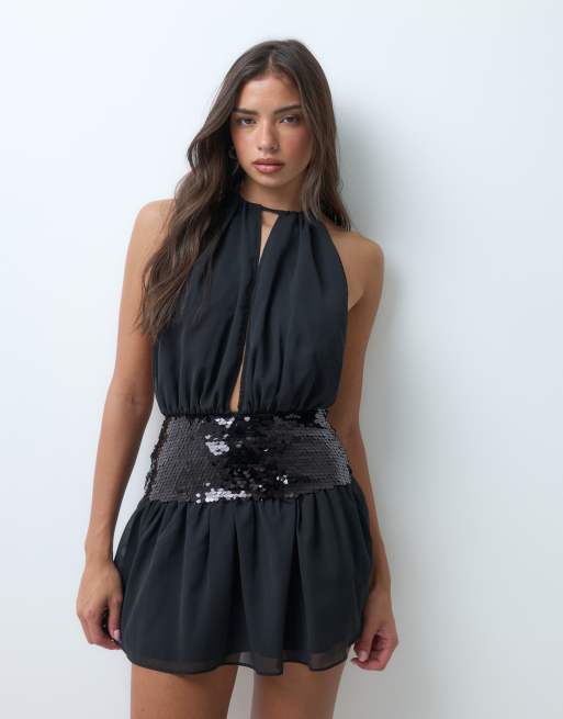 The Frolic robe courte en mousseline à sequins, dos nu, taille basse, noire, 4 de 5