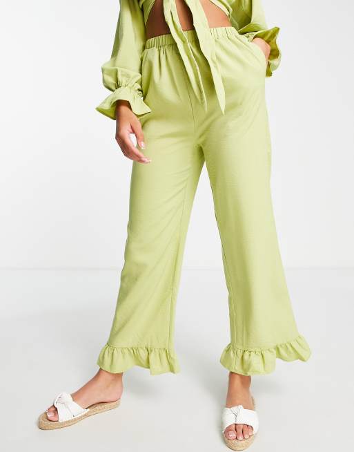 The Frolic - Strandbroek met ruches in groen, deel van co-ord set