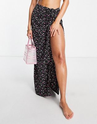 The Frolic Winnie maxi sarong in black floral