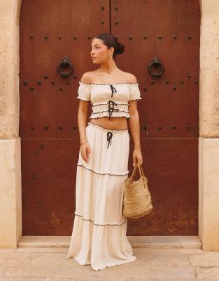 The Frolic X Lydia Kara Exclusive Contrast Lettuce Edge Tiered Maxi Skirt In White