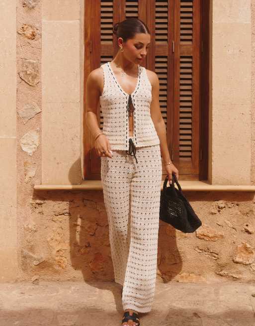 The Frolic x Lydia Kara - Exclusives - Gehaakte strandbroek met wijde pijpen en contrasterende rand in crème, deel van co-ord set