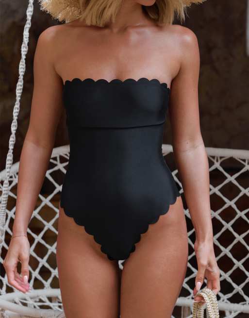 The Frolic X Lyds Butler Nova Maillot 1 piece bandeau festonne Rouge ASOS