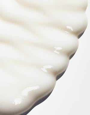 The INKEY List Polyglutamic Acid Dewy Sunscreen SPF 30 50ml