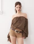[The Kript] The Kript boho off shoulder ruffle top in brown L-XL BROWN