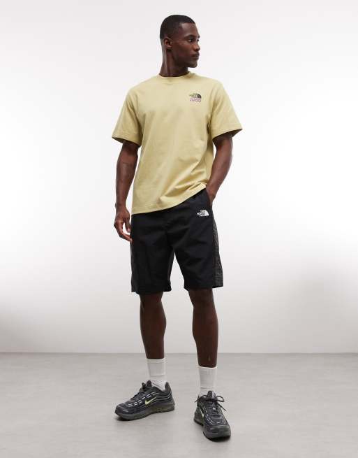 The North Face - 1966 Flora - T-shirt comoda verde con stampa sul retro, 2 di 5