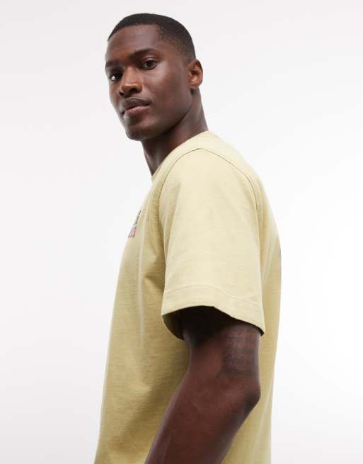 The North Face - 1966 Flora - T-shirt comoda verde con stampa sul retro, 4 di 5