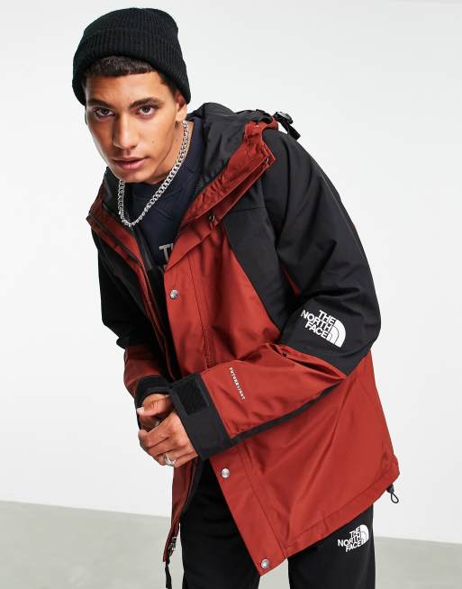 The North Face 1994 Retro Mountain Futurelight jacket in red ASOS