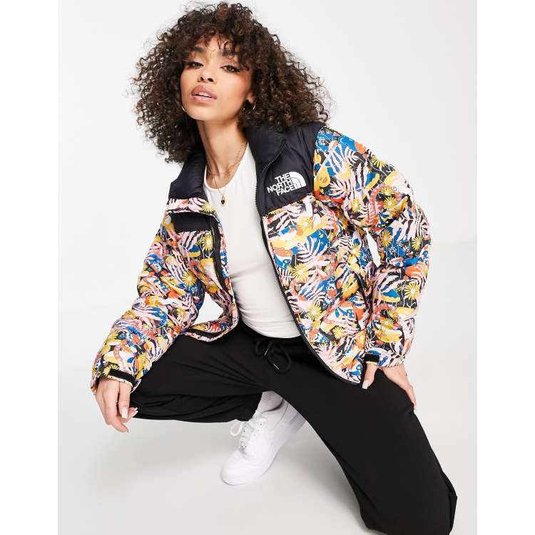 The north face 1996 retro discount nuptse jacket in macrofleck print