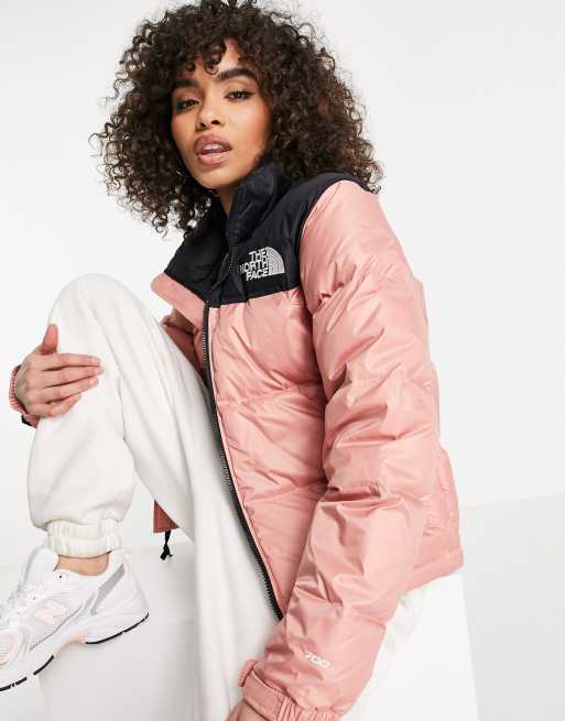 The north face women's 1996 retro deals nuptse jacket in pink