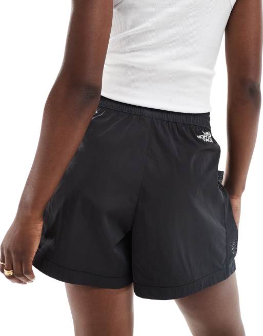 The North Face 2000 Mountain Wind shorts in black, 3 of 5