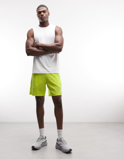 The North Face 24/7 logo 7" short in green - view 1