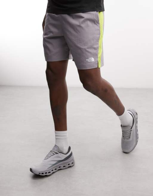The North Face 24/7 logo colourblock shorts in grey, 3 of 5
