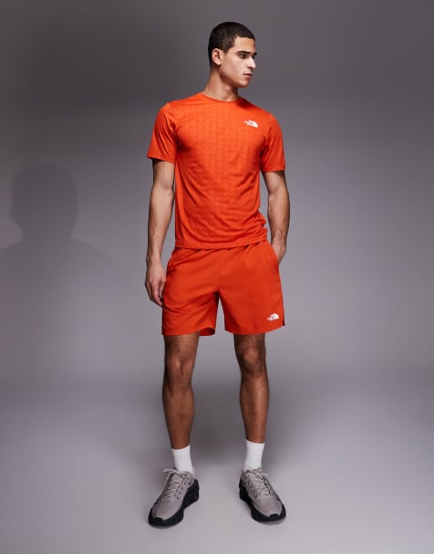 The North Face 24/7 logo shorts in red - view 1