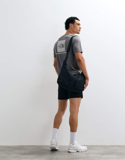 The North Face 24/7 NSE Logo-T-Shirt in Grau, 5 von 5