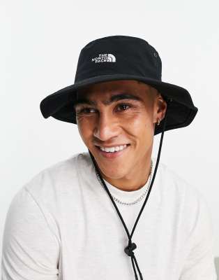 the north face class v brimmer bucket hat in black