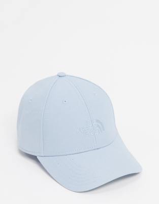 casquette bleu clair