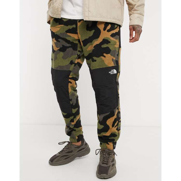 The North Face 95 Retro Denali pant in camo