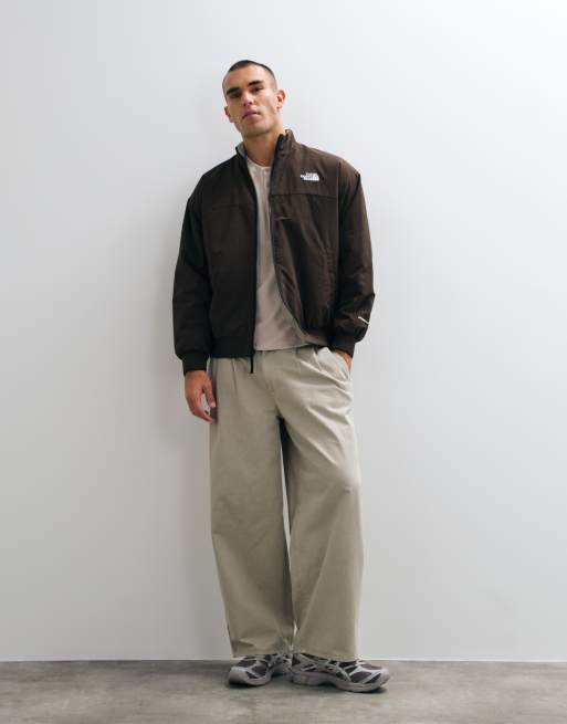 The North Face Afterburner reversible bomber jacket in brown, 3 of 5