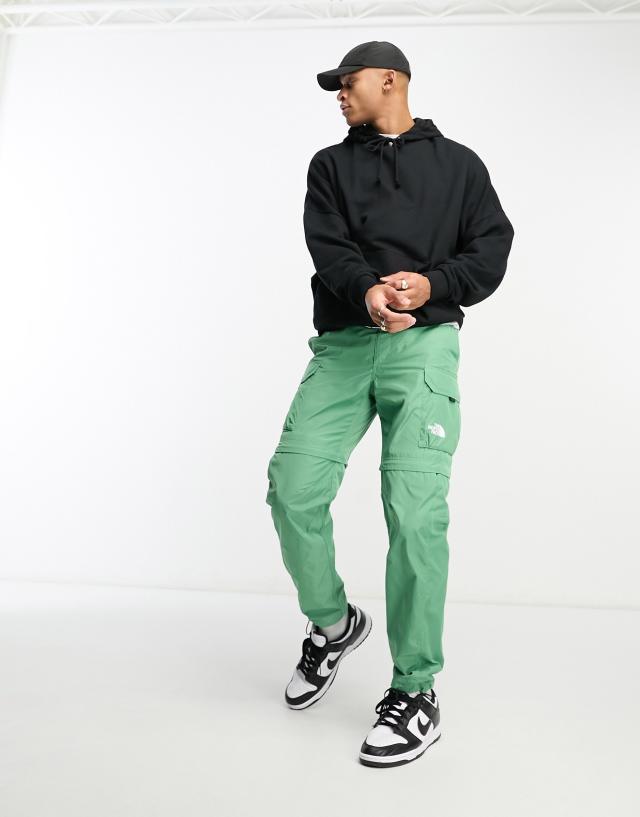 The North Face - alrescha zip off convertible cargo trousers in green exclusive at asos