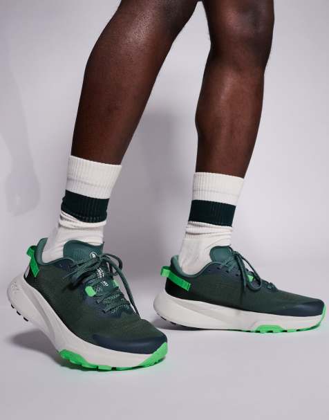 The North Face – Altamesa 300 – Trailrunning-Sneaker in Grün - view 1