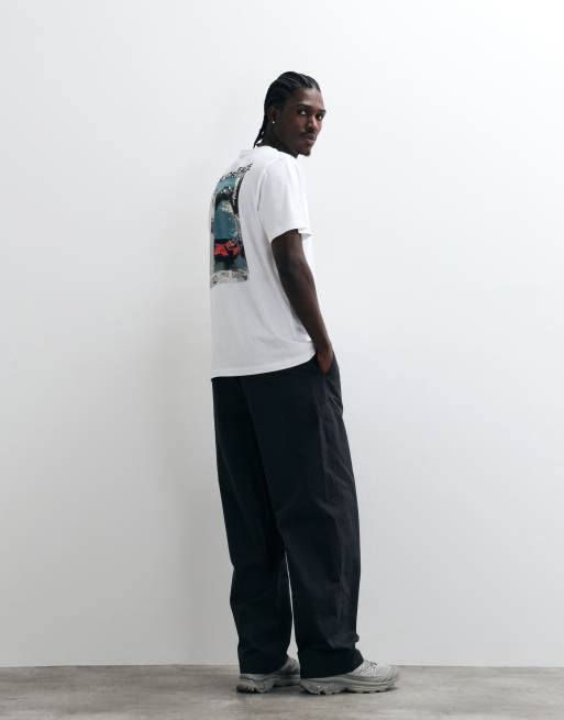 The North Face Apex 75 graphic t-shirt in white, 3 of 5
