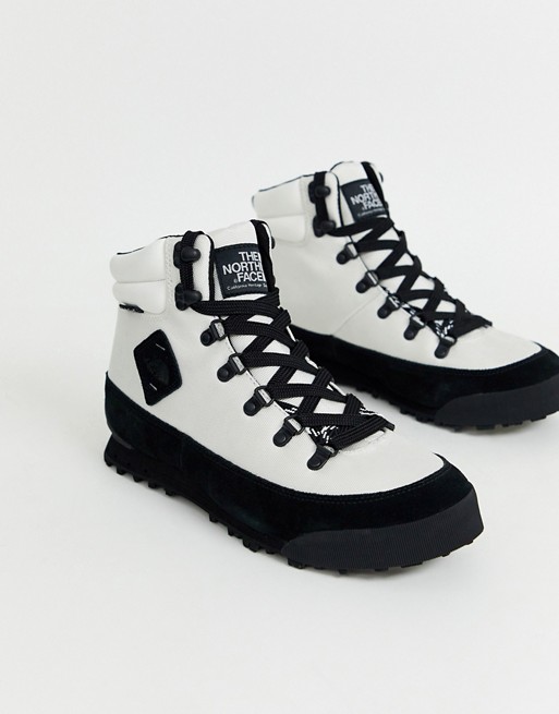 The North Face Back-2-Berkeley boots in white/black