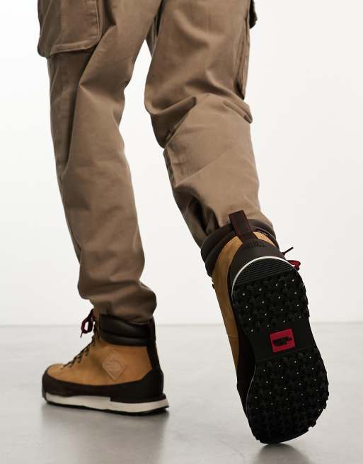 The North Face Back-To-Berkeley IV waterproof leather hiking boots in stone and brown, 3 of 4