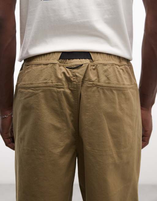 The North Face Baggy Beta short in beige, 5 of 5