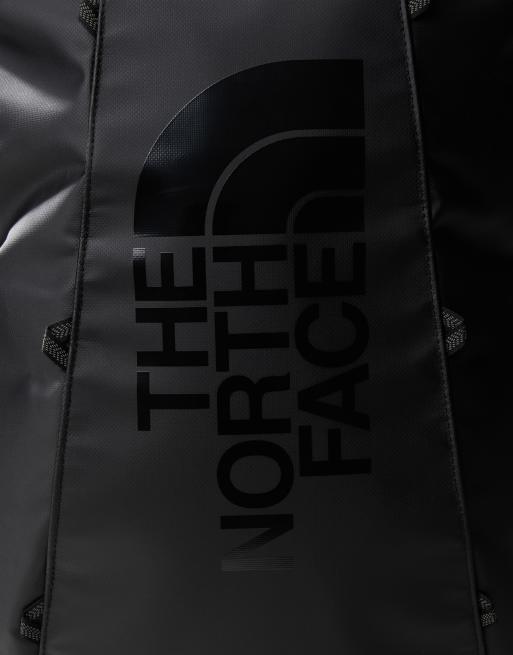 The North Face Base Camp Borsone trolley da 22 nero e rosso ASOS