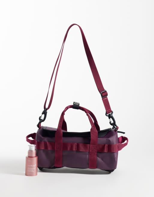 The North Face Base Camp Duffel-Schultertasche in Burgunderrot, 2 von 4