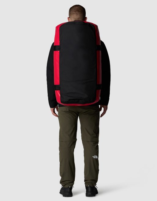 The North Face – Base Camp – Große Beuteltasche in Rot und Schwarz, 2 von 3
