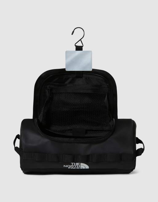 The North Face - Base Camp - Grote reis-toilettas in zwart en wit, 2 van 3