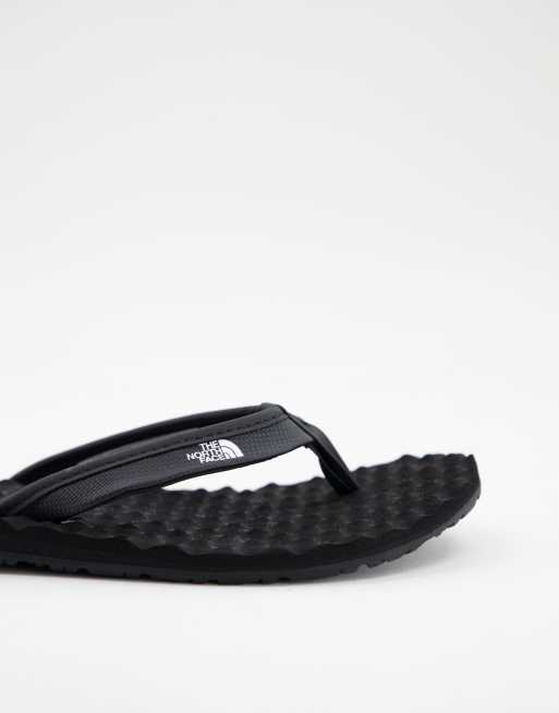 The North Face Base Camp II flip flops in black | ASOS