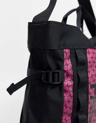 The North Face Base Camp tote bag in 