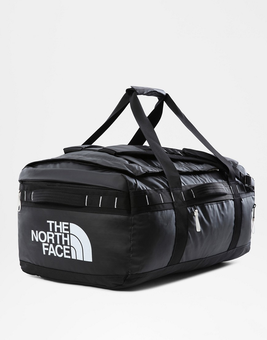 The North Face Base camp voyager duffel 62l in tnf black/tnf white