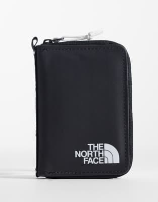 The North Face The North Face Base Camp Voyager wallet in black