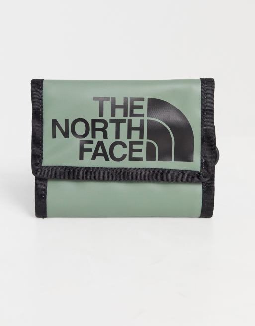 North deals face wallet