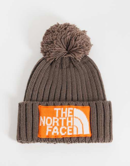 The North Face berretti con pon pon Heritage marrone e arancione, 1 di 3