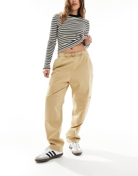 The North Face – Beta – Utility-Hose in Khaki-Steinbeige mit Gürtel - view 1