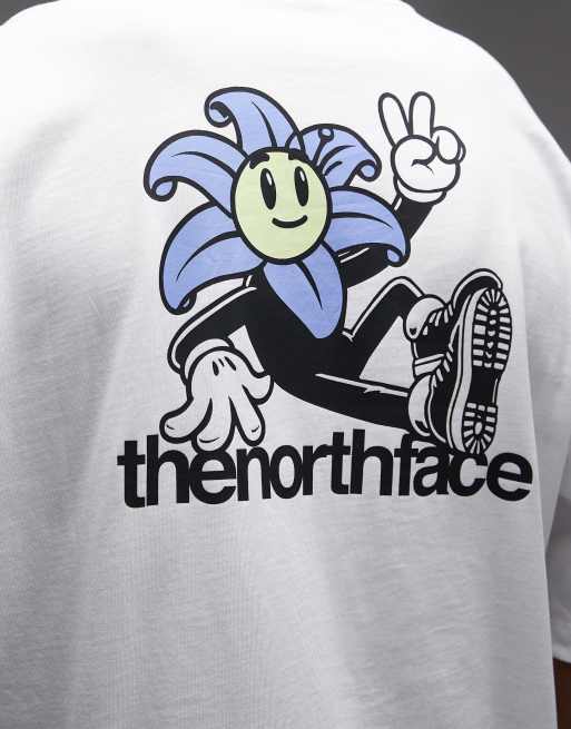 The North Face - Blossom - Oversized T-shirt met print op de achterkant in wit, 5 van 5