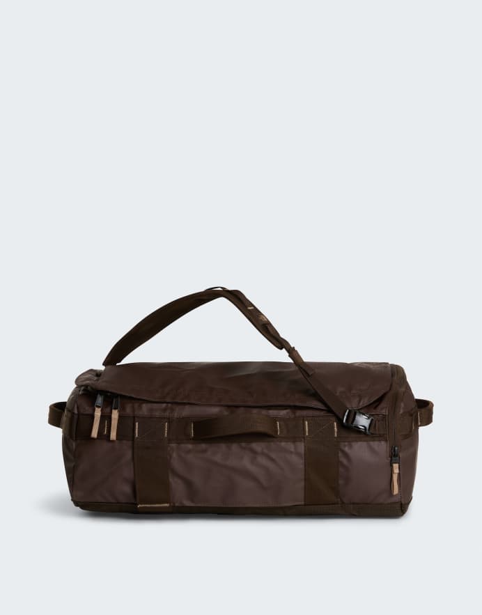 The North Face bolsa de viaje Base Camp Voyager 32 l en marrón oscuro/granate