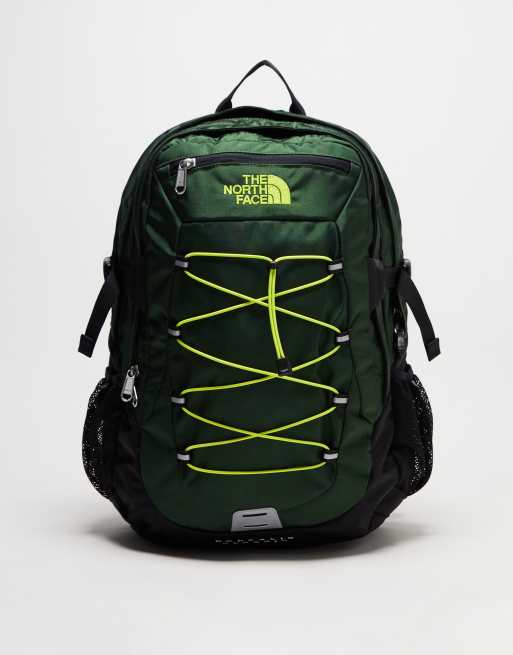 The North Face - Borealis - Classic Flexvent - Rygsæk på 29 l i fyrregrøn og sort